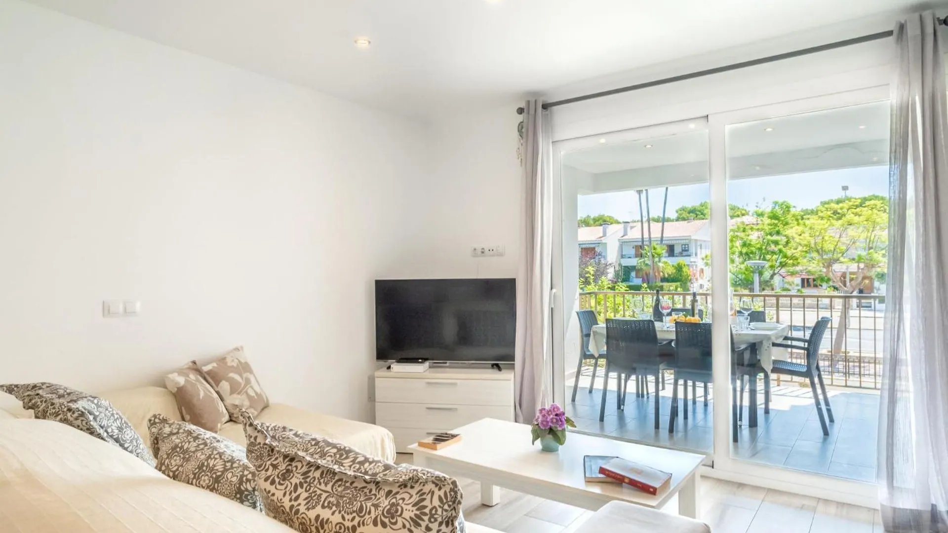 Apartment Lago Y Mar Port de Alcudia  Spain